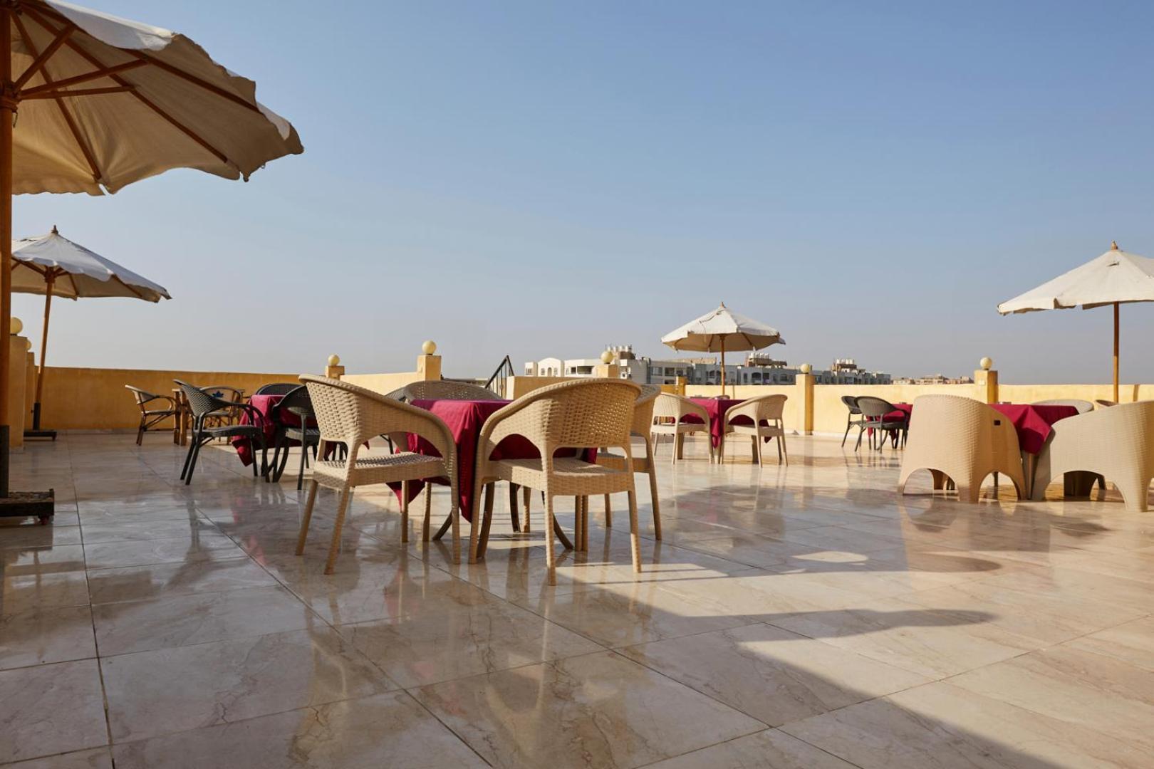 Grand Pyramid View Hotel Kafrat al Jabal Luaran gambar