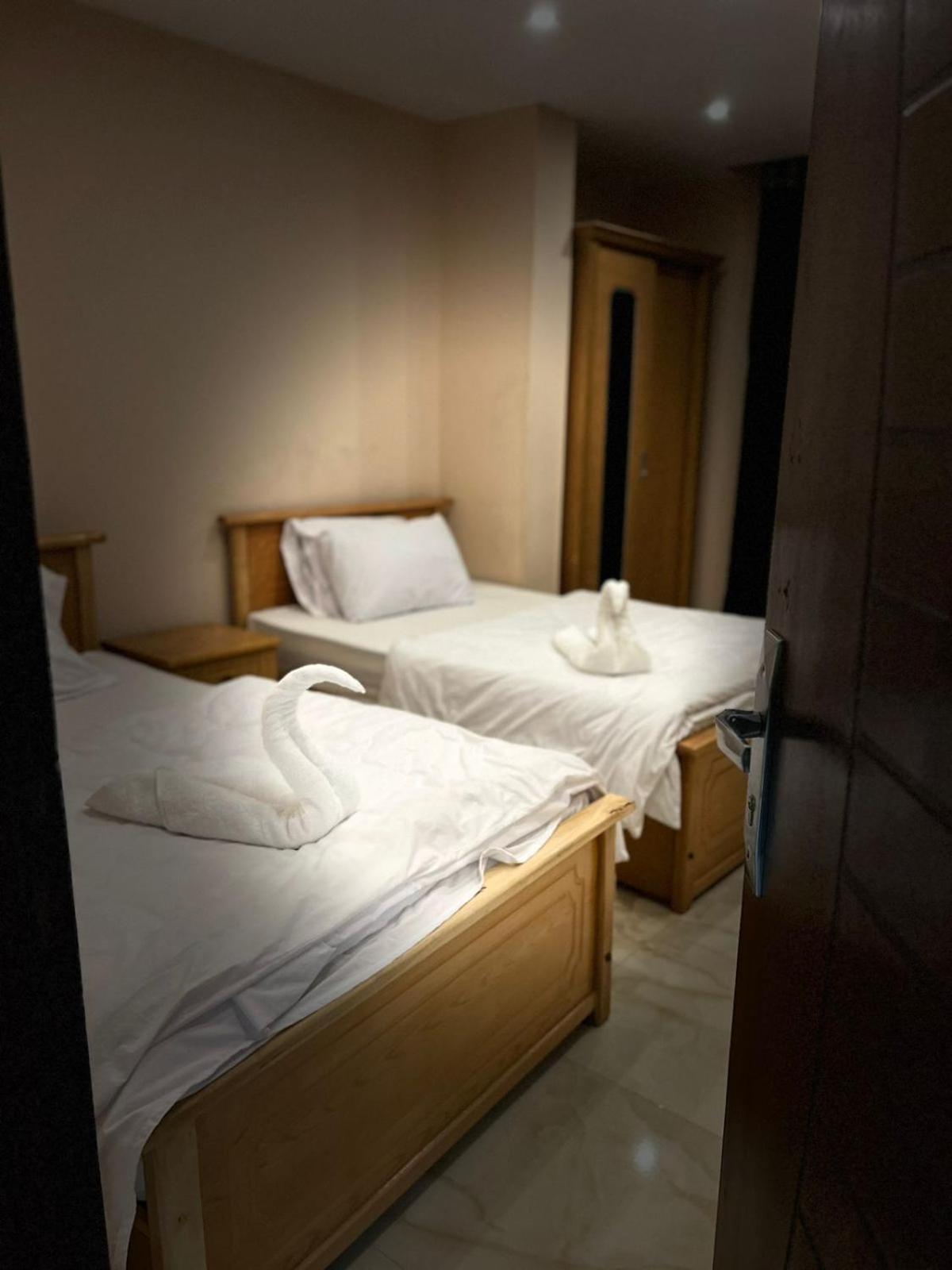 Grand Pyramid View Hotel Kafrat al Jabal Luaran gambar