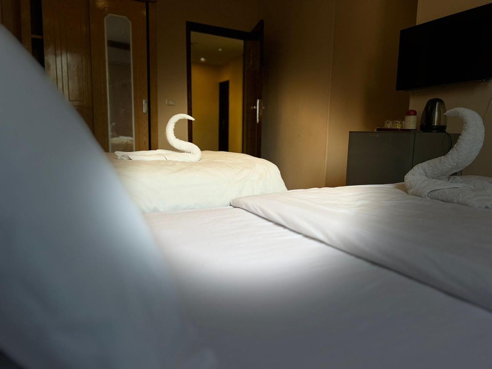 Grand Pyramid View Hotel Kafrat al Jabal Luaran gambar